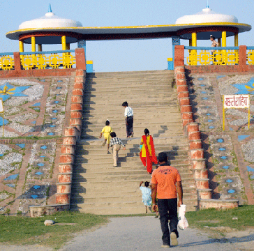 Way to Baoli Sahib in nanak matta Sahib